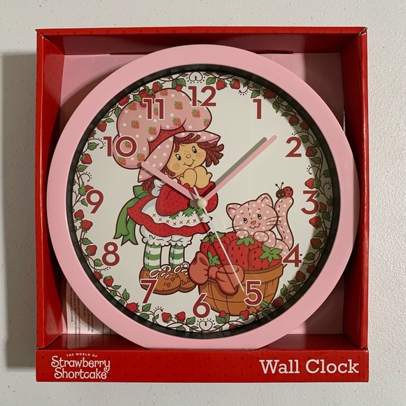 The World of Strawberry Shortcake Analog Wall Clock-New in Box - Picture 5 of 5